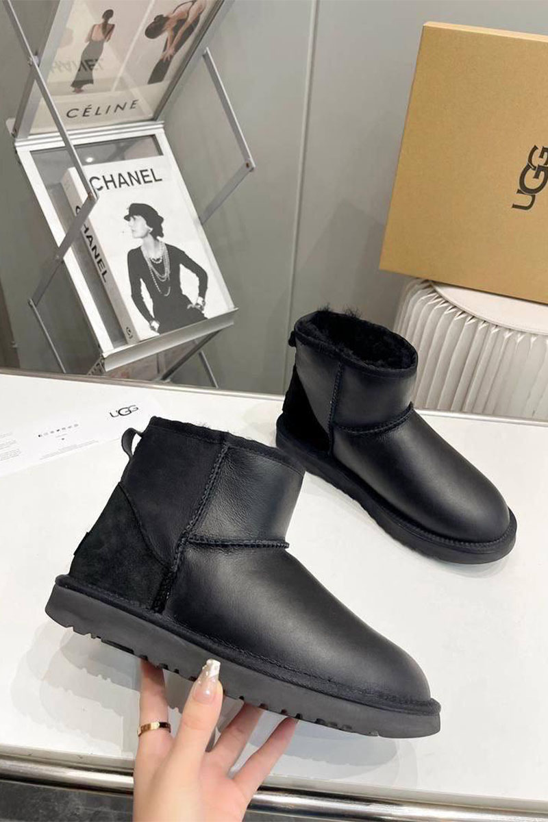UGG Мужские чёрные ботинки Classic