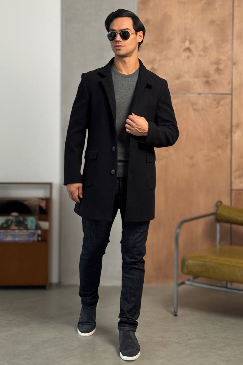 Loro Piana Мужское пальто чёрного цвета