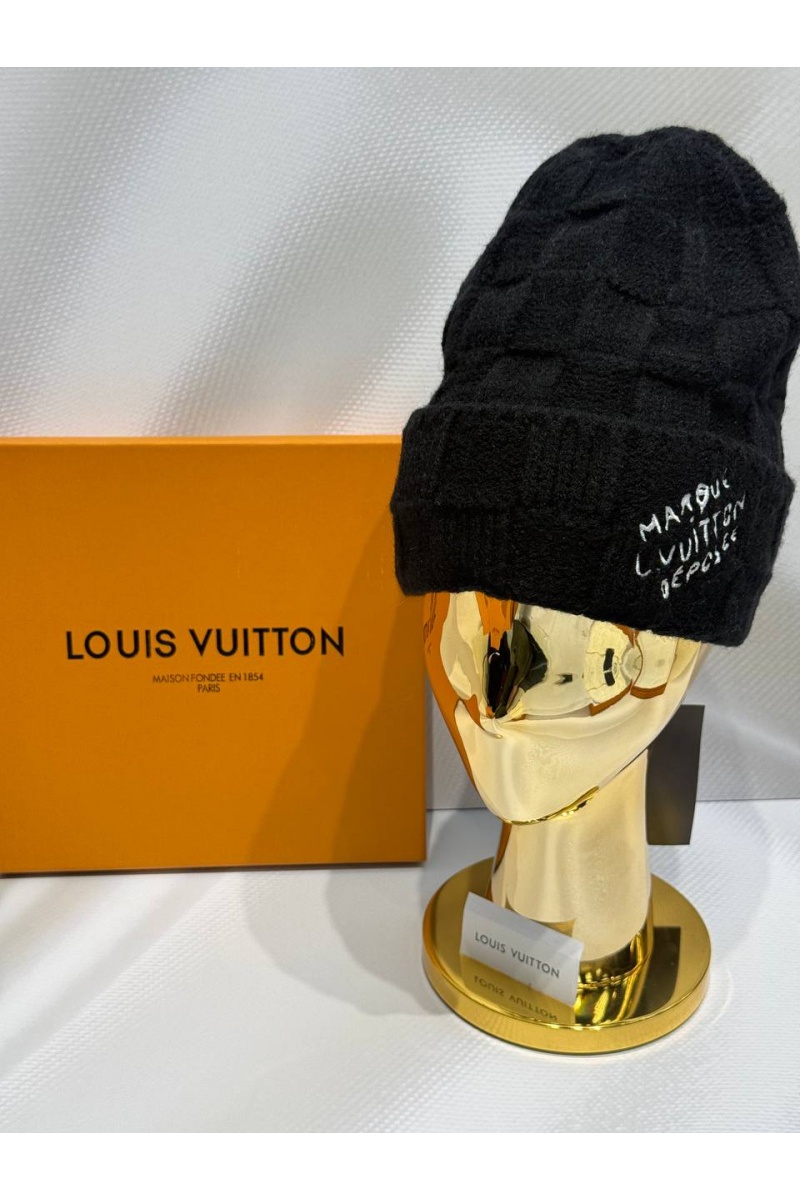 Lоuis Vuittоn Шапка logo-embroidered - Black