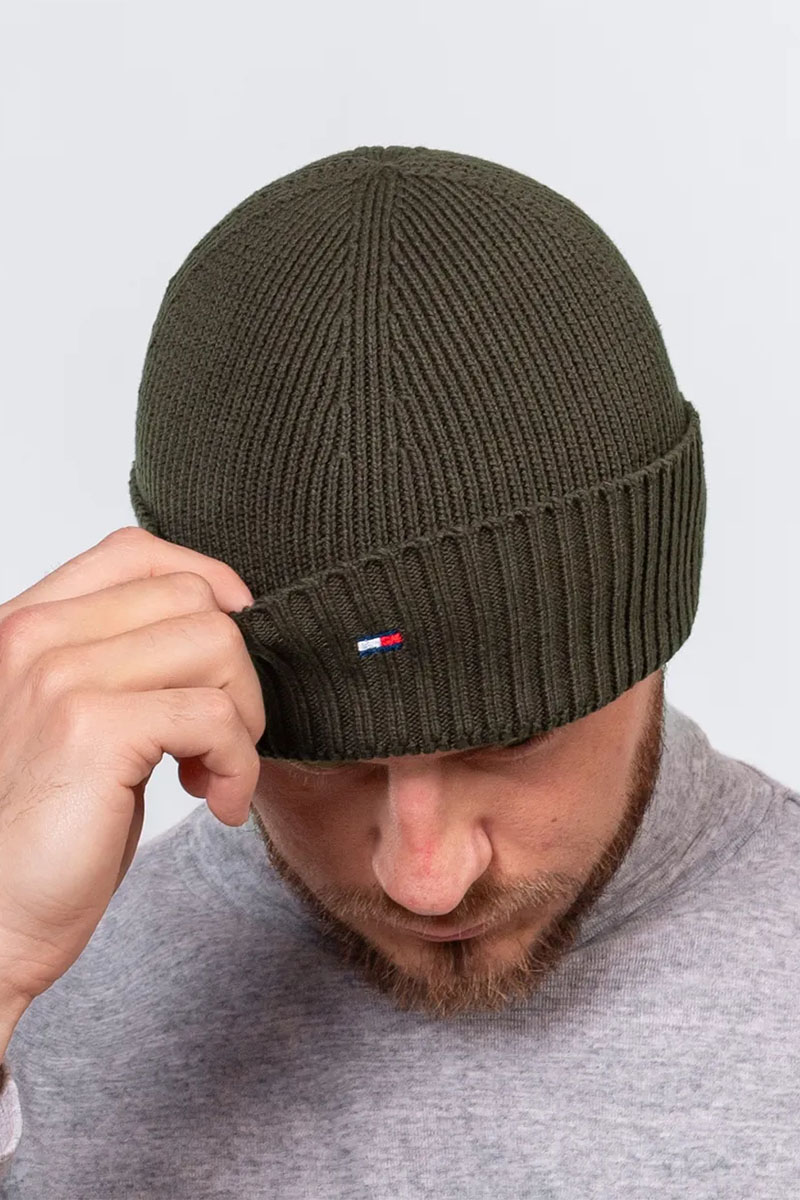 Tommy Hilfiger Шапка цвета хаки essential flag 