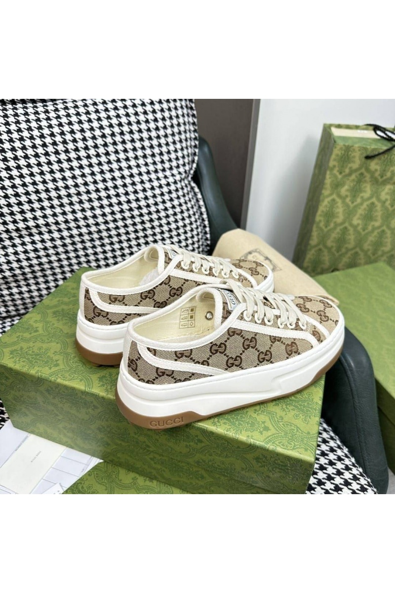 Gucci Женские кроссовки GG Screener premium