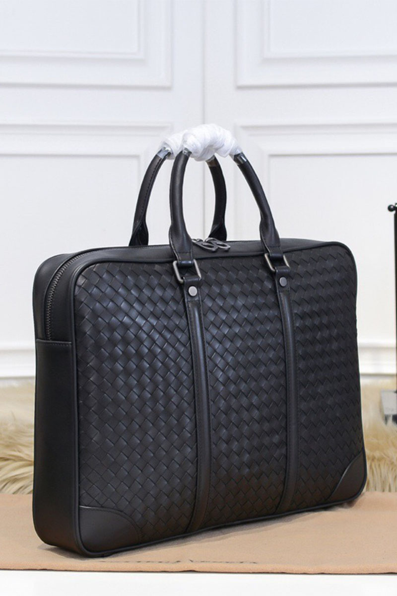 Bottega Veneta Кожаный портфель Premium 39x29x7 см