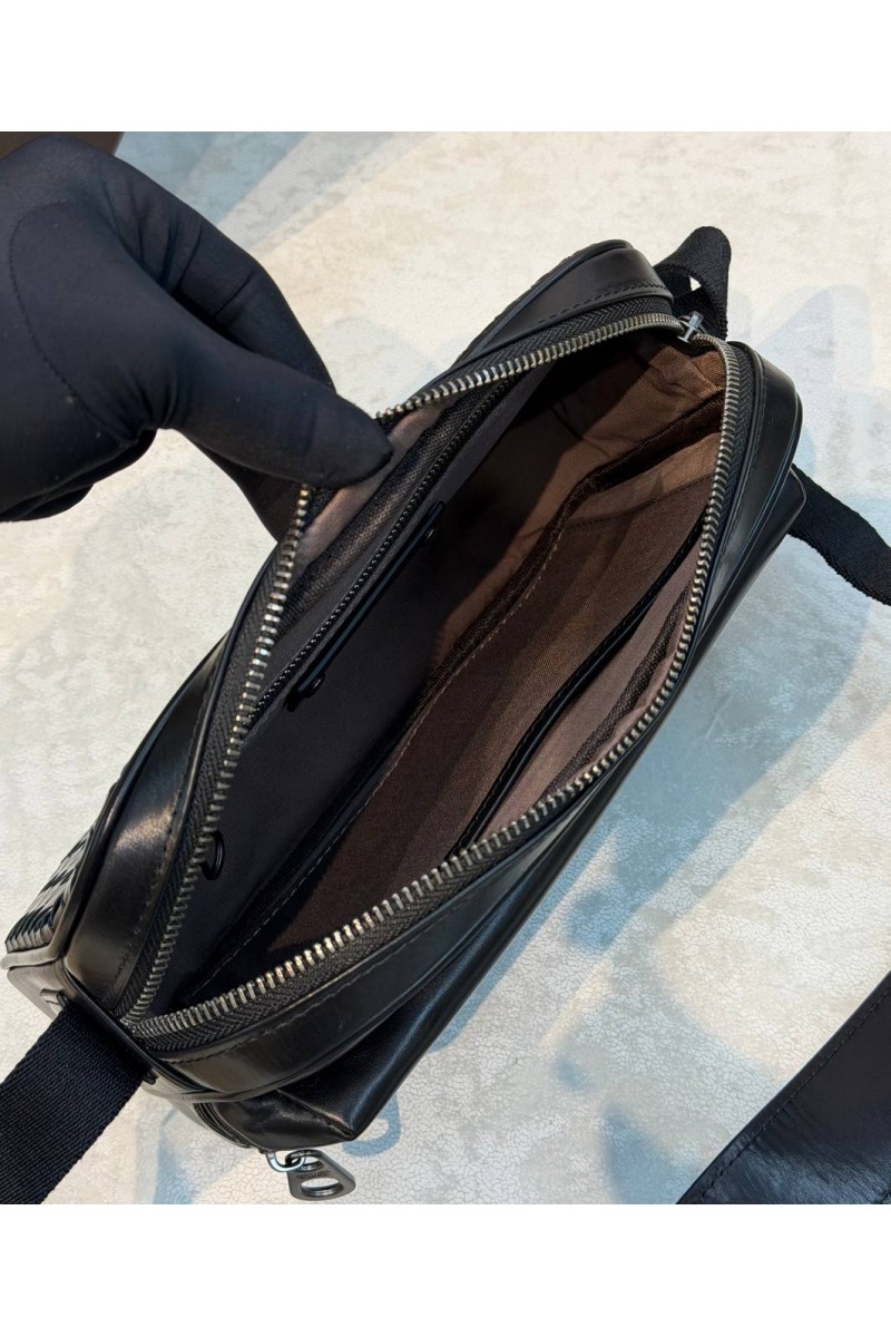Bottega Veneta Кожаная сумка Intreccio premium 26x14x8 см