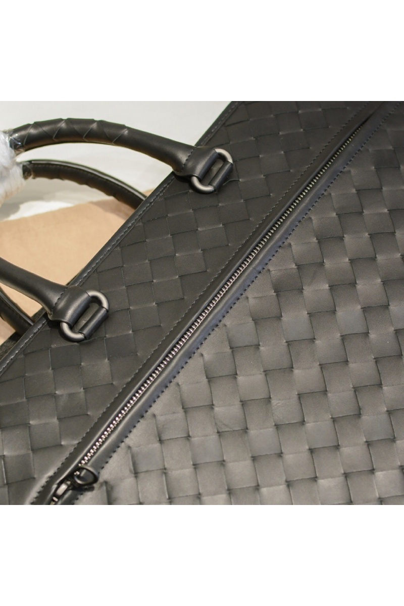 Bottega Veneta Кожаный портфель Premium 41x31x7 см