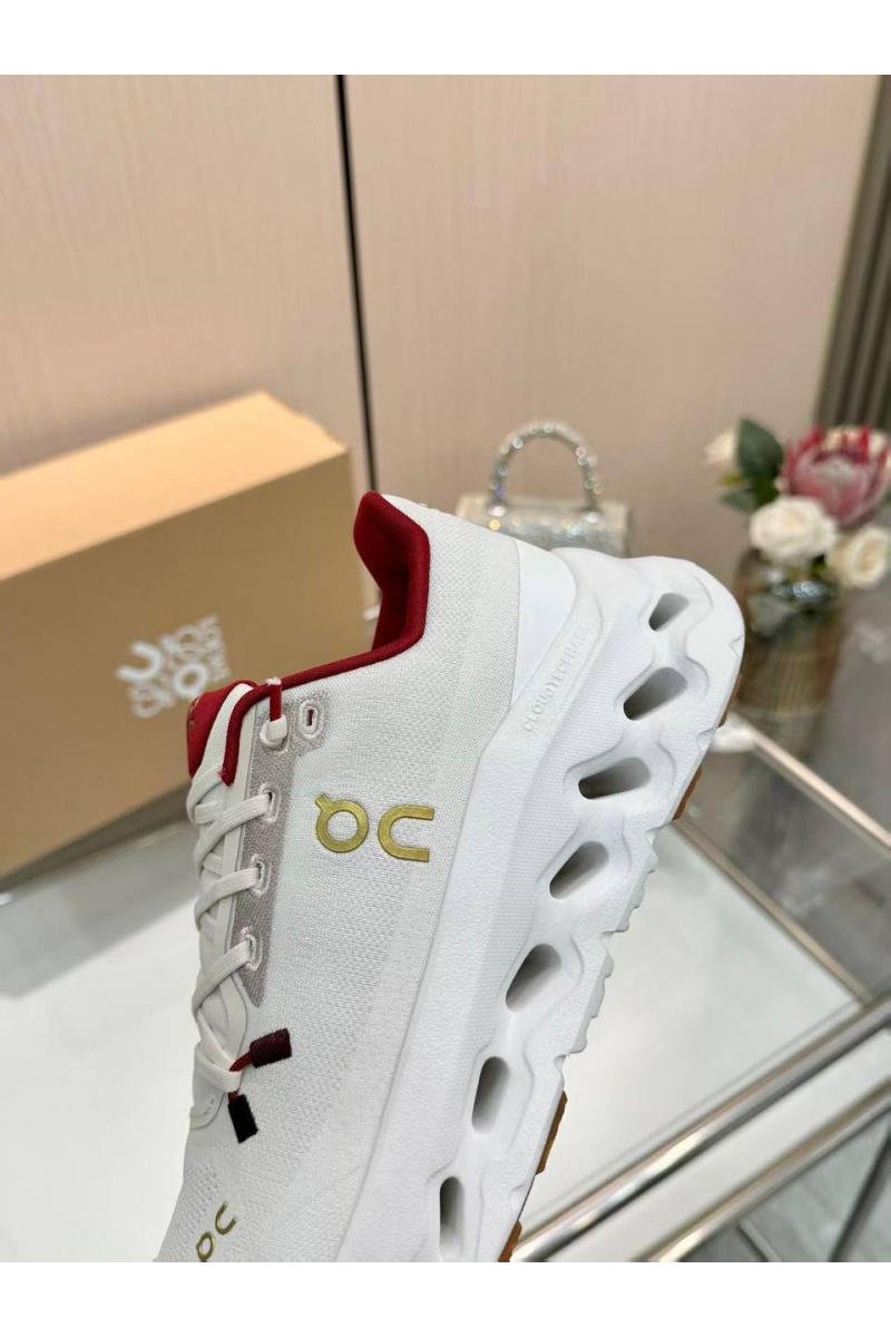Designer Clothing Женские кроссовки On Cloudtilt premium