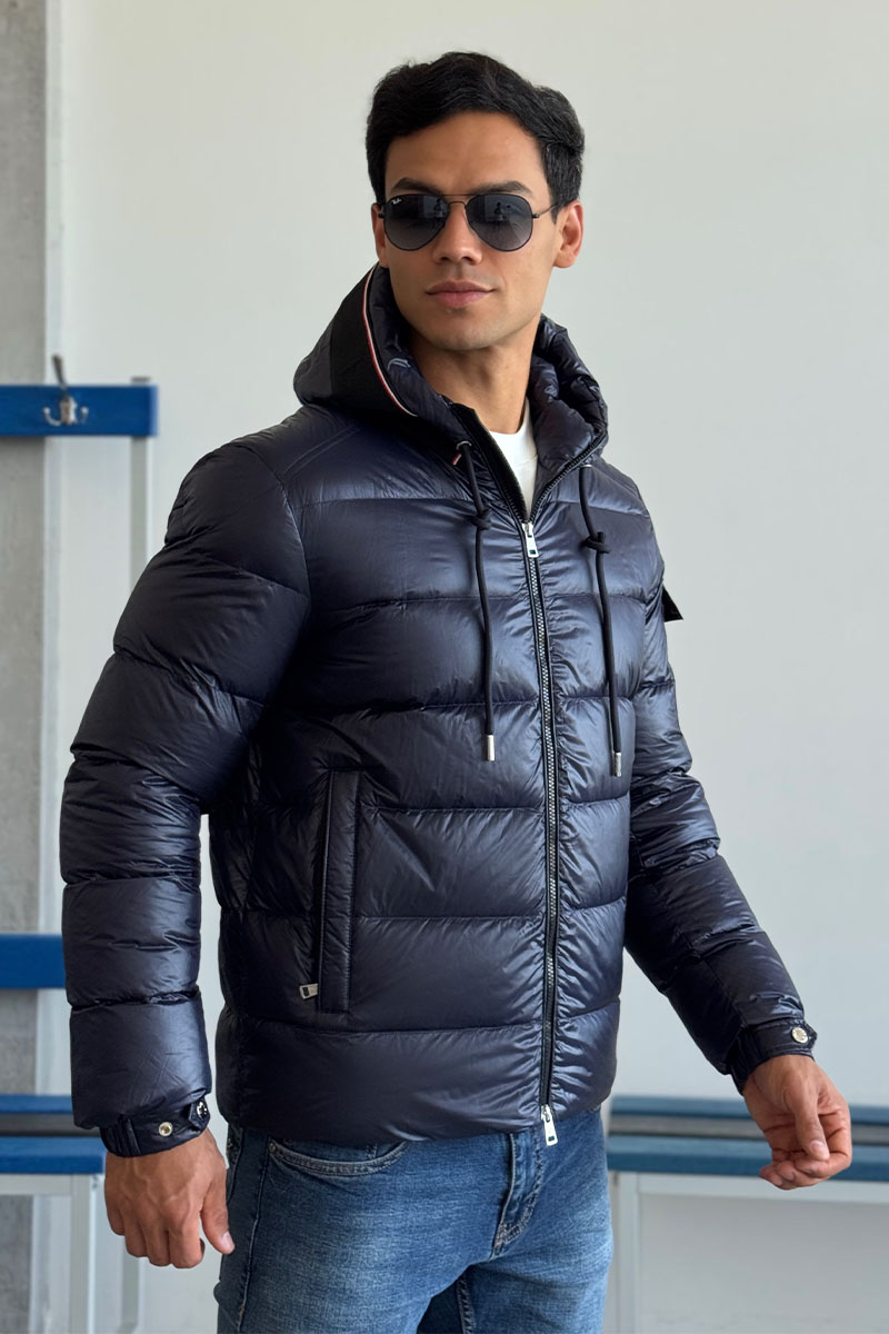 Moncler Мужской тёмно-синий пуховик Pavin