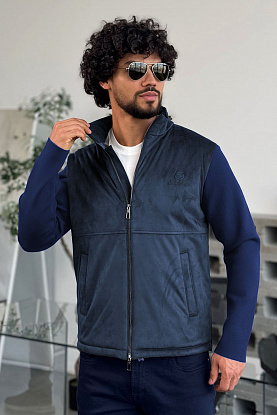Мужская куртка синего цвета