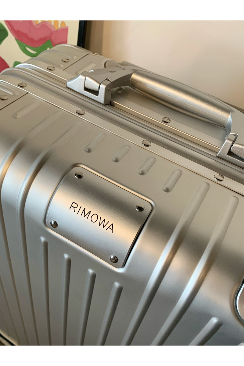Rimowa Чемодан Aluminum S Premium 54x36x23 см
