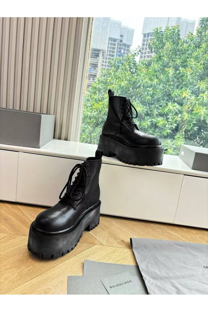 Balenciaga Женские кожаные ботинки Strike Platform premium