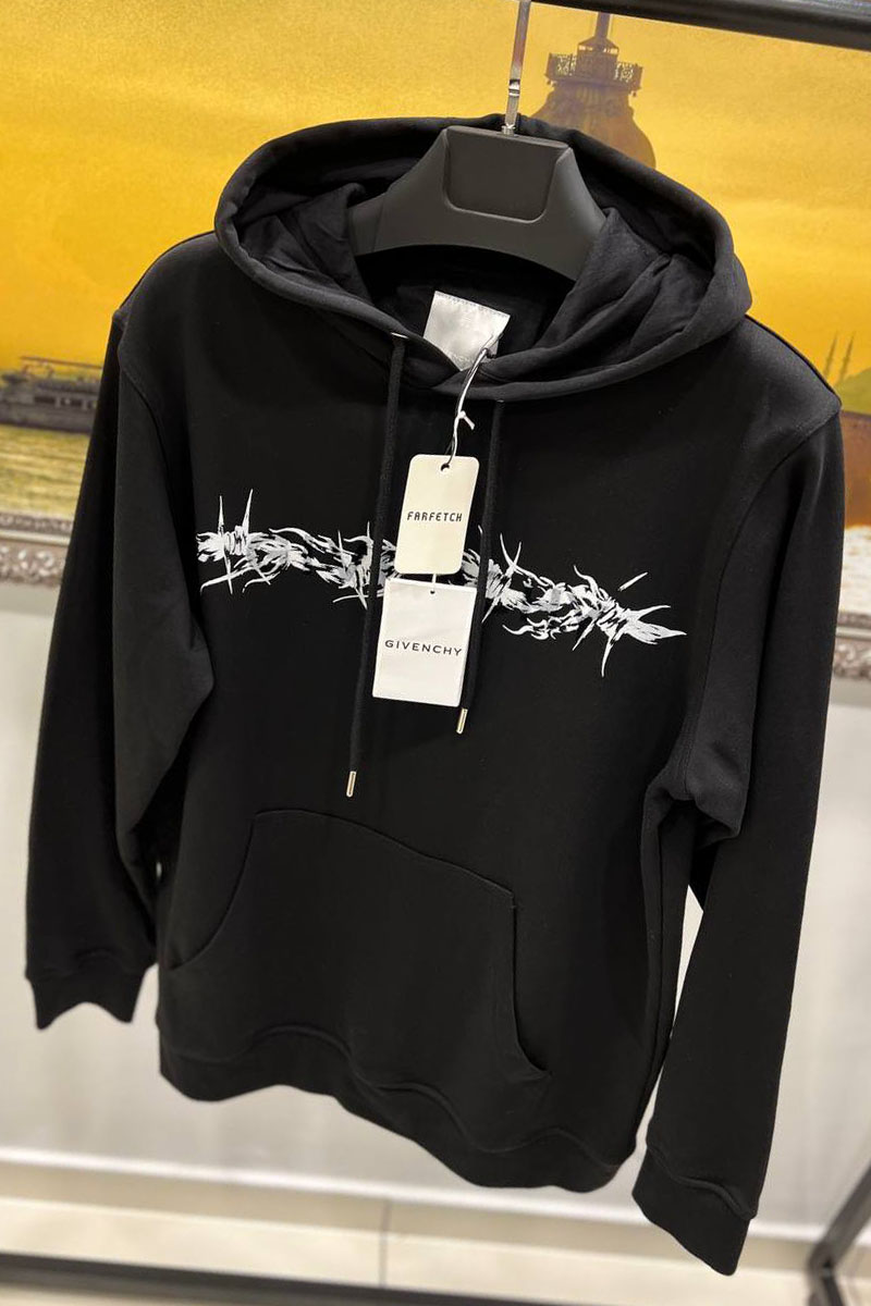 Harga 2025 hoodie givenchy