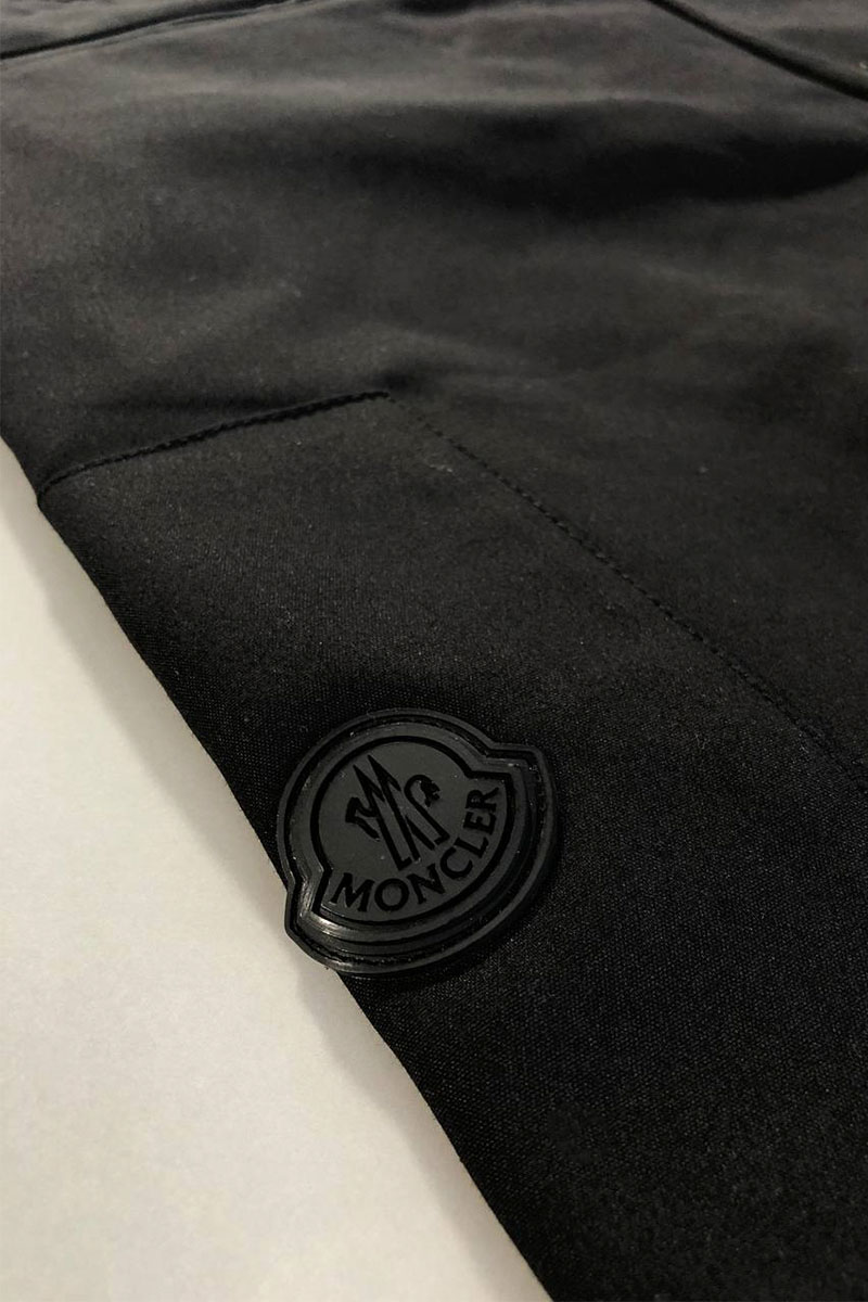 Moncler Брендовые мужские шорты чёрного цвета