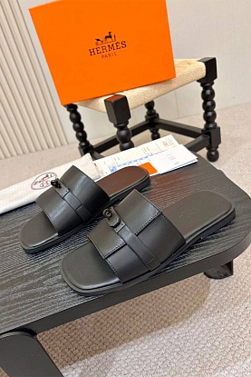 Чёрные кожаные шлёпанцы Gabriel