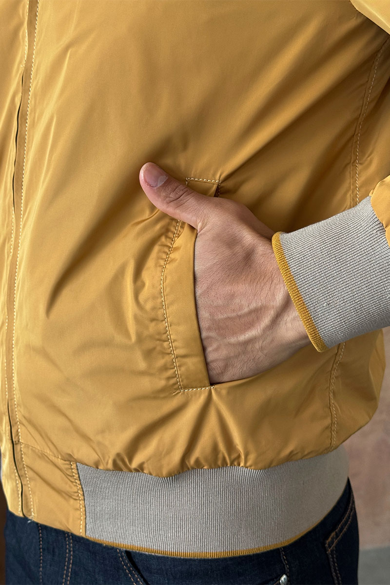 Loro Piana Мужская ветровка бежевого цвета