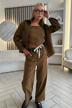 Женский костюм 