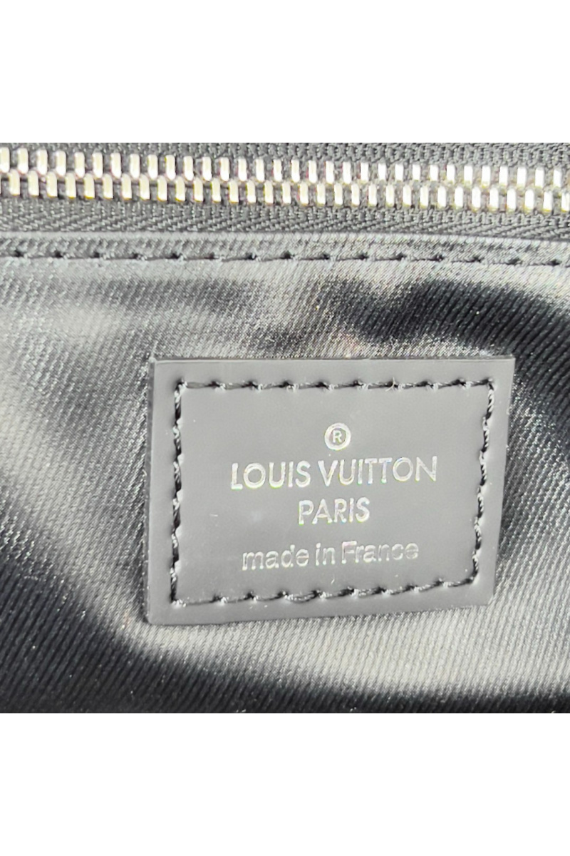 Lоuis Vuittоn Кожаный несессер Dopp Kit Premium 28x15x16.5 см