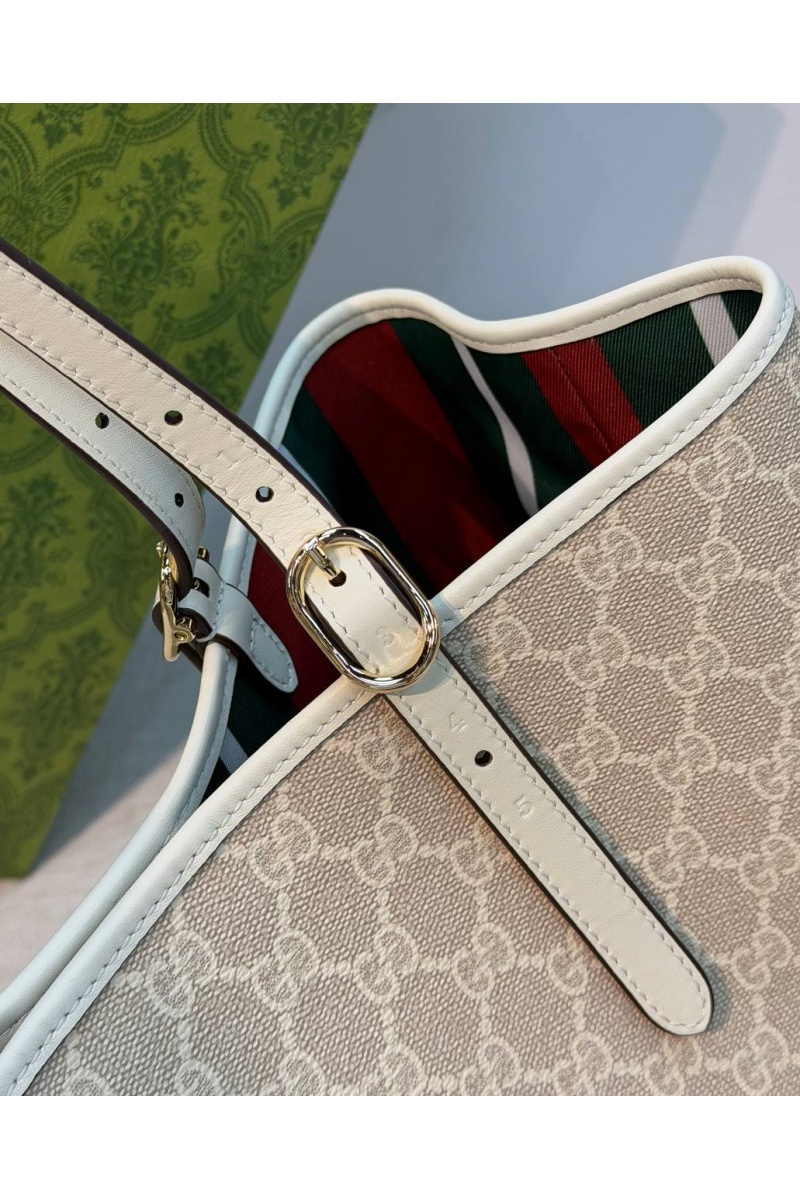 Gucci Кожаная сумка GG Emblem premium 38x25x15 см