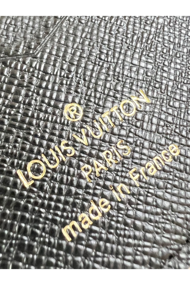 Lоuis Vuittоn Кожаная обложка для паспорта Premium 14x9.5x2.5 см