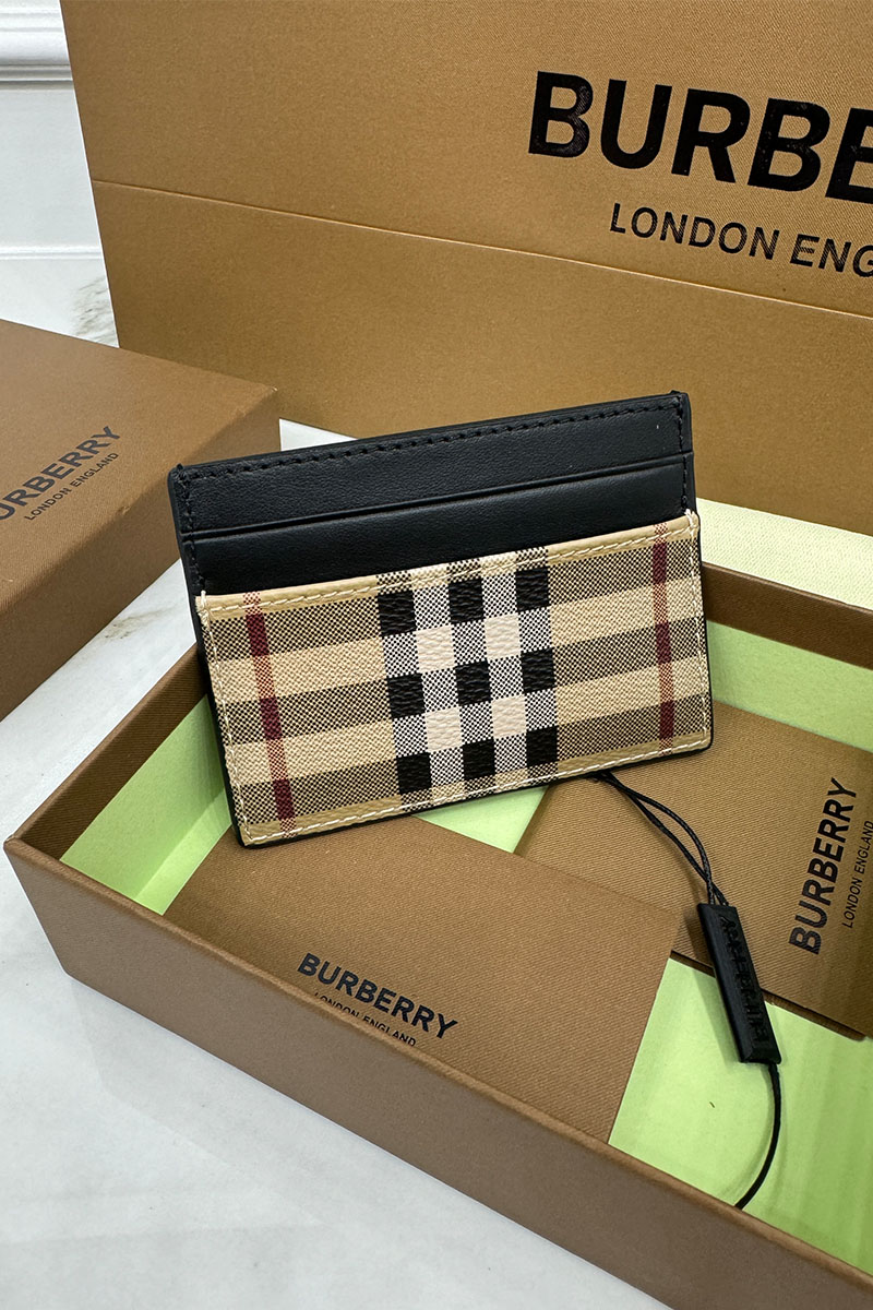Burberry Кожаный кардхолдер Premium 10x7 см