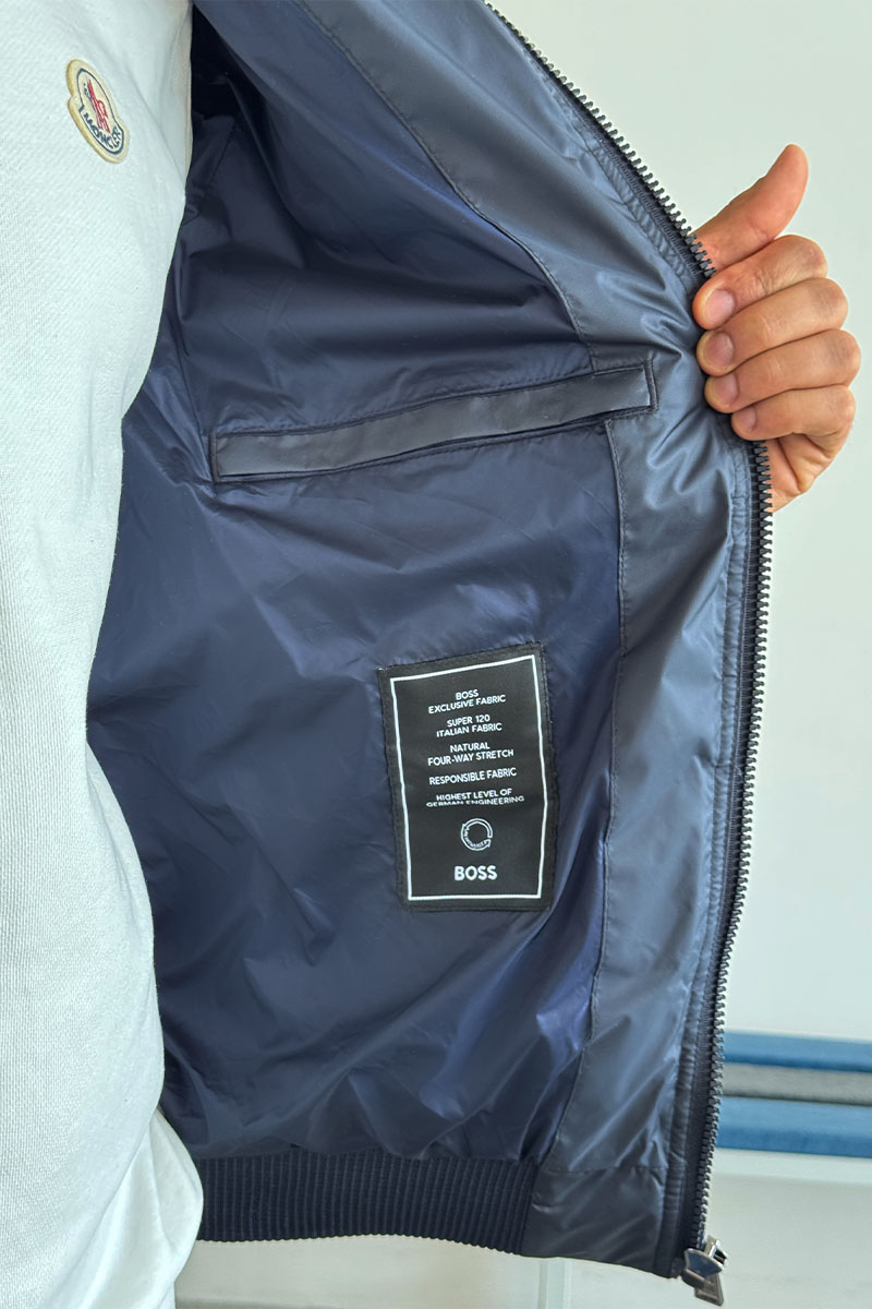 Hugо Воss Тёмно-синяя куртка с вязаными рукавами