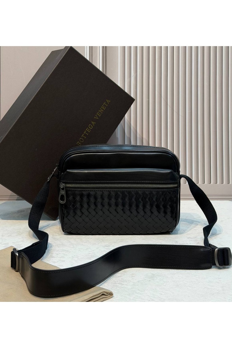 Bottega Veneta Кожаная сумка Intreccio premium 26x14x8 см