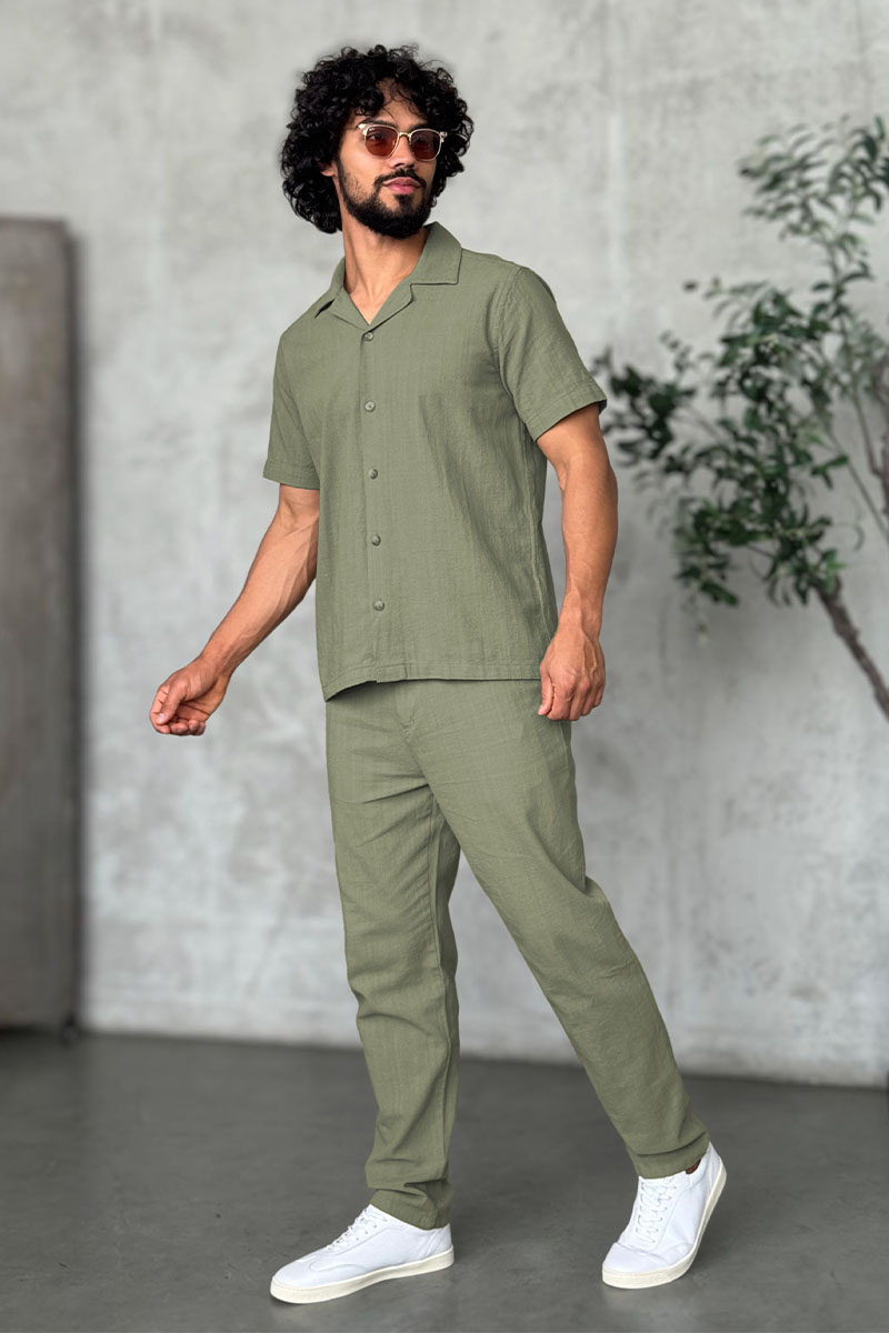 Loro Piana Мужской костюм цвета хаки