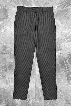 Женские серые брюки Nenette striped