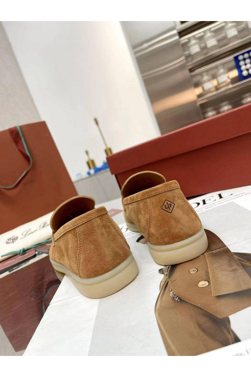 Loro Piana Женские замшевые лоферы Summer Charms Walk premium