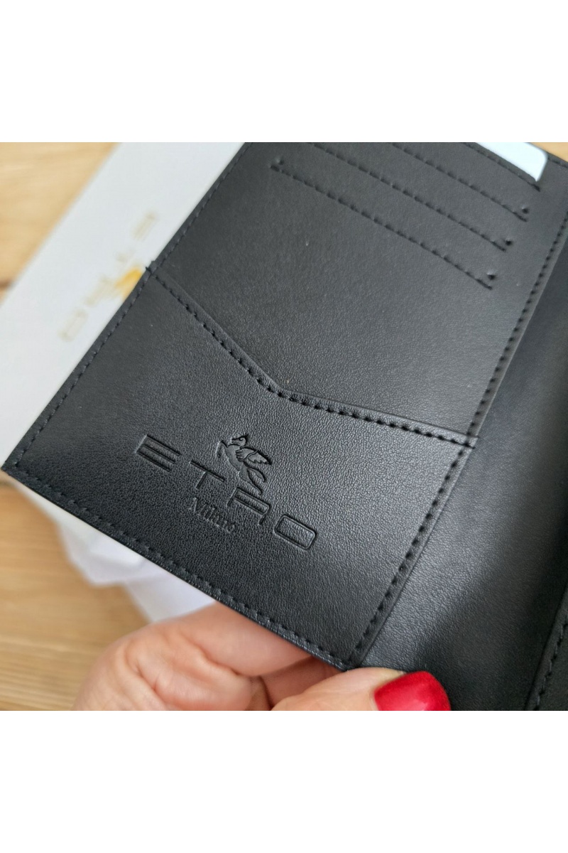 Etro Кожаная обложка на паспорт с узором пейсли 14х9.5 см