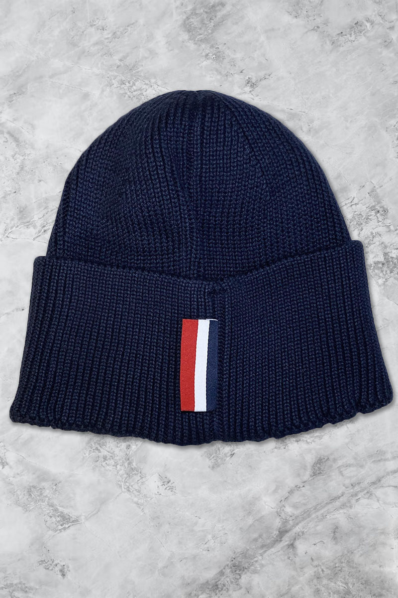 Moncler Мужская шапка тёмно-синего цвета logo-patch