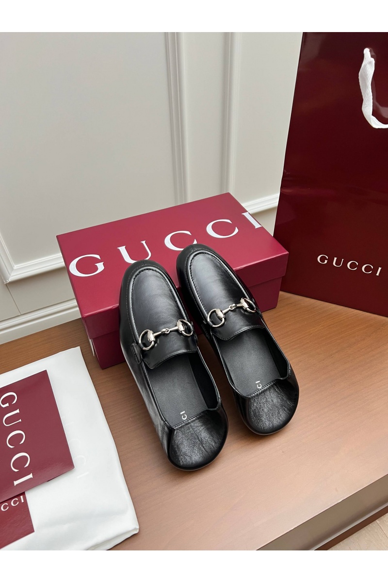 Gucci Женские кожаные лоферы Jordaan premium