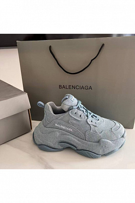 Женские кроссовки Triple S Premium - Grey
