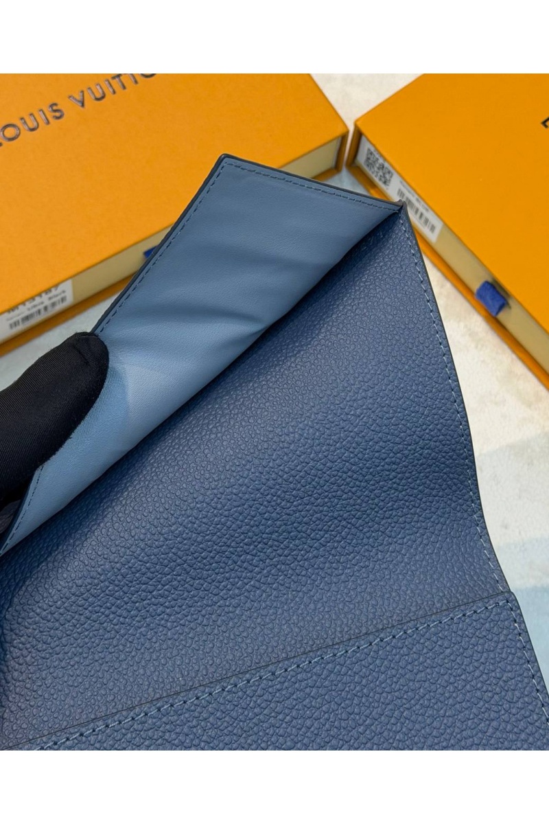 Lоuis Vuittоn Кожаная обложка для паспорта Indigo Blue Damoflage premium 14x10x2.5 см