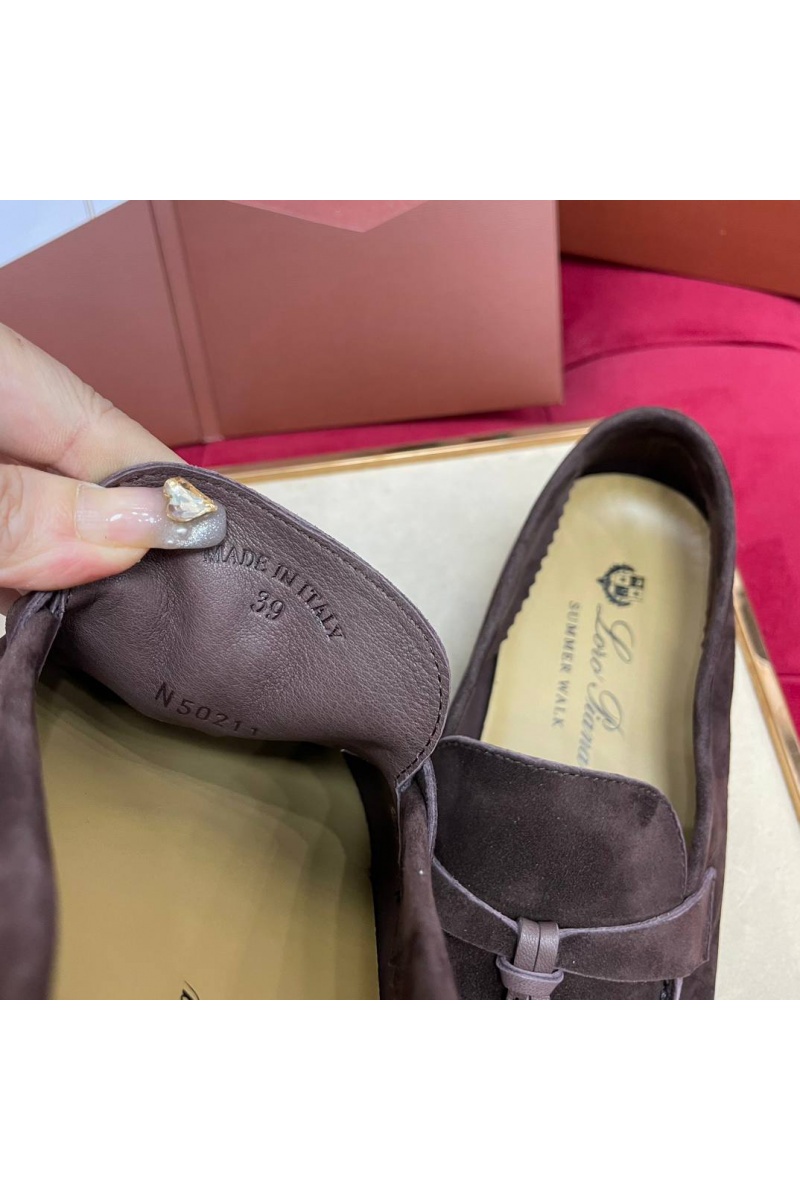 Loro Piana Женские замшевые лоферы Summer Charms Walk premium