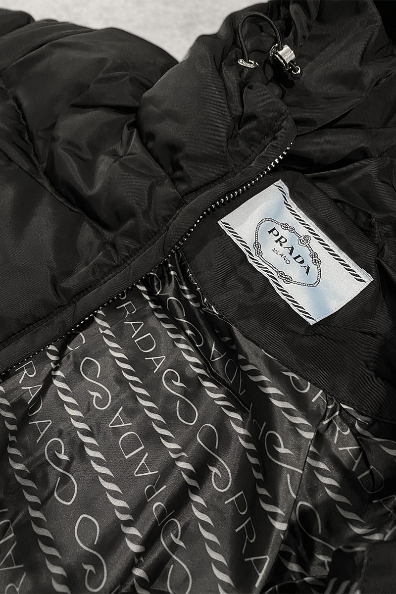 Prada Чёрная удлиненная куртка Milano logo-plaque