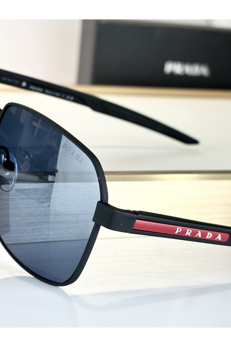 Prada Солнцезащитные очки Linea Rossa