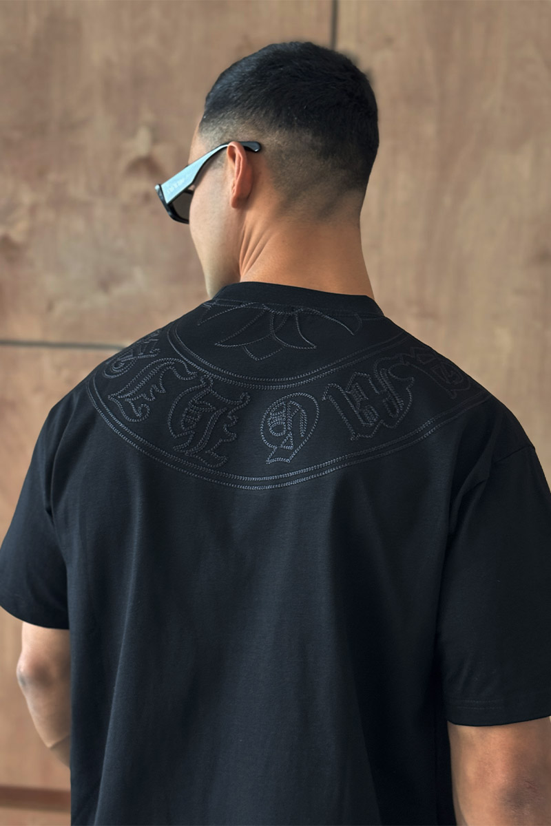Designer Clothing Чёрная оверсайз футболка Gothic logo