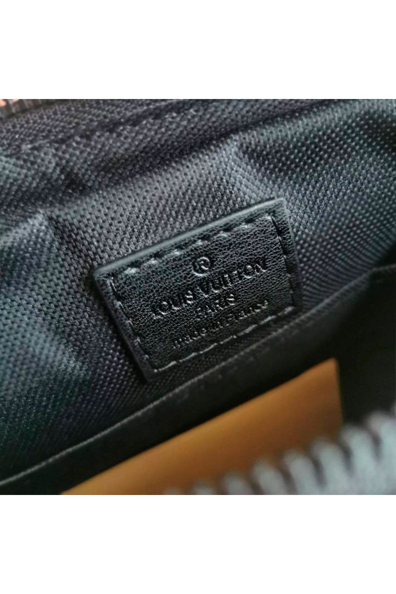 Lоuis Vuittоn Кожаная сумка Duo Messenger Monogram Shadow 25x18 см