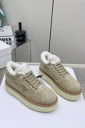 Женские замшевые кроссовки с мехом premium - Beige