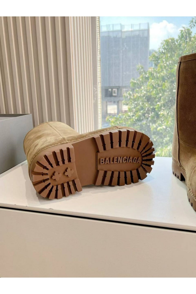 Balenciaga Женские ботинки Premium Alaska Fur Low Boot  - Brown