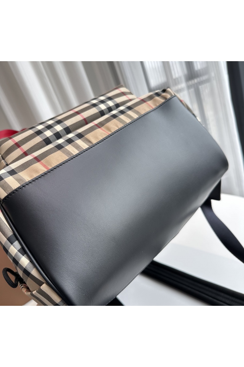 Burberry Нейлоновый рюкзак Vintage Premium 42.5x30.5x14.5 см