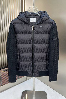 Вязаная куртка чёрного цвета monogram