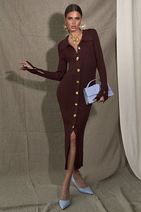 Женское трикотажное платье шоколадного цвета