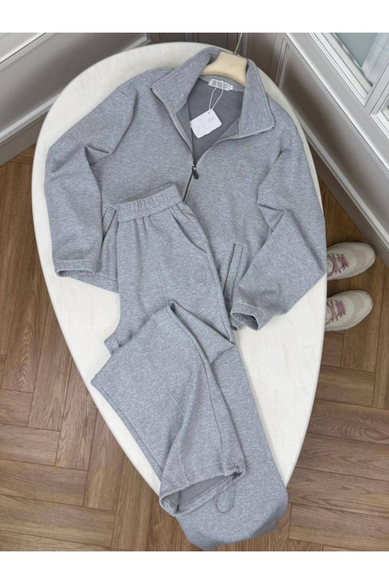 Designer Женский костюм серого цвета