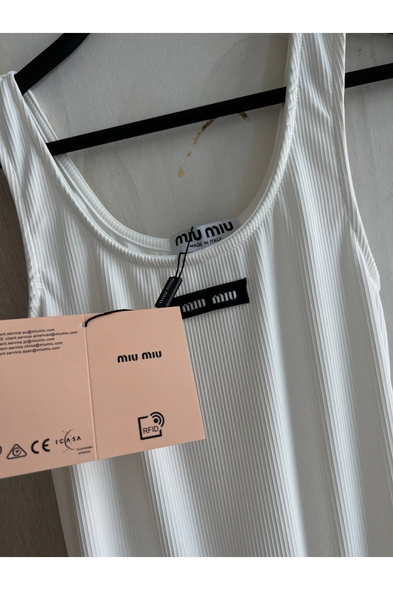 MIU MIU Женское платье белого цвета