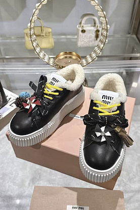 Женские кожаные кроссовки с мехом premium