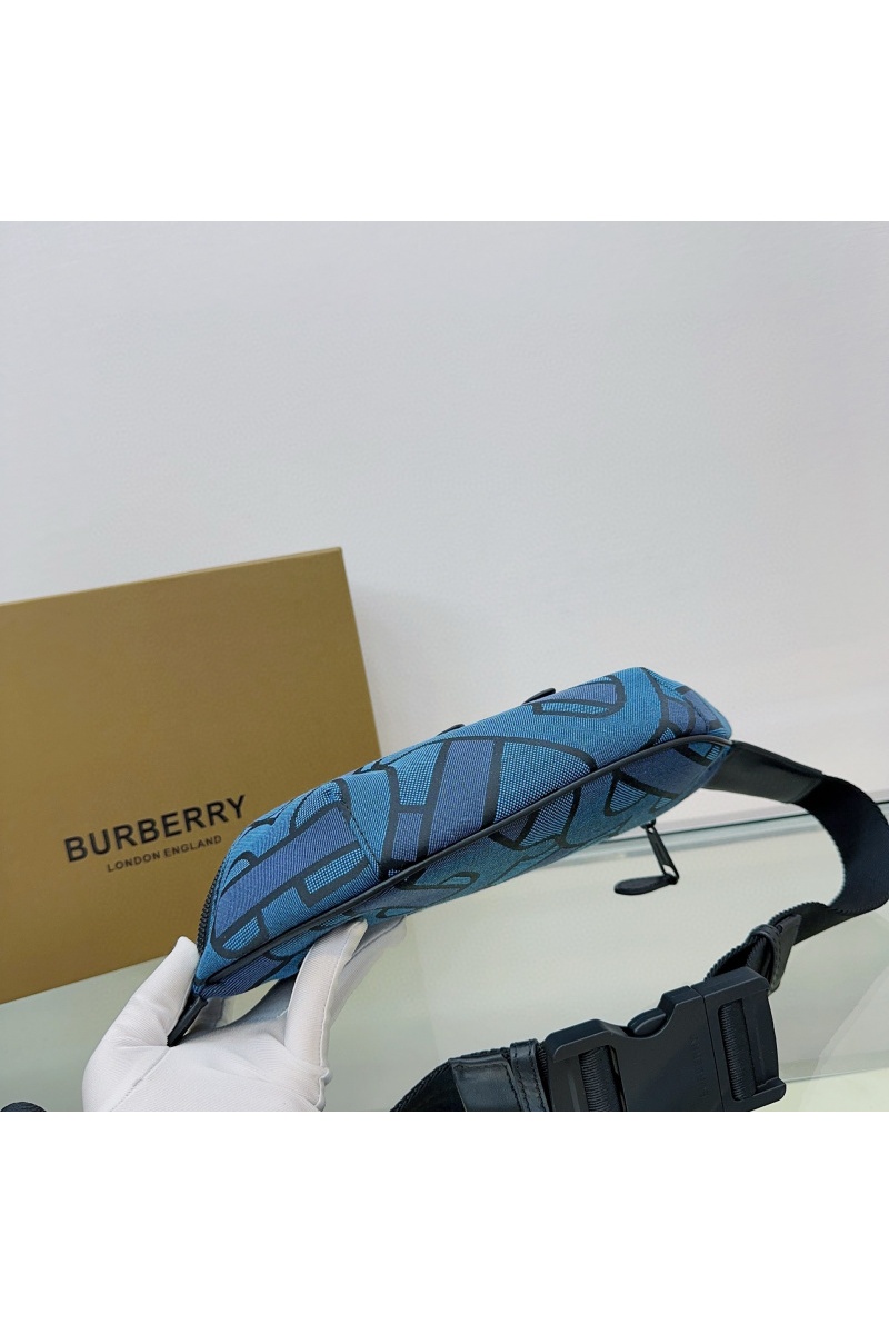 Burberry Текстильная сумка на пояс Sonny Premium 31x7x14 см