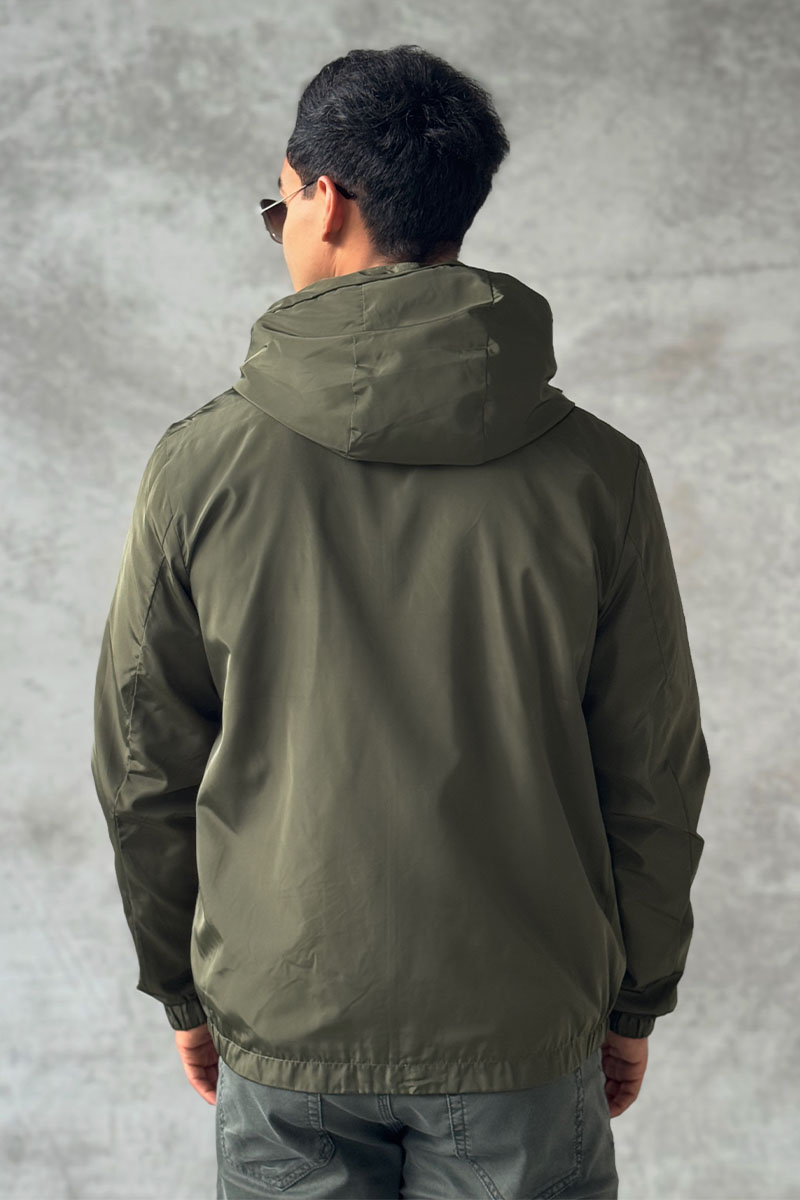 Moncler Зелёная ветровка logo-patch