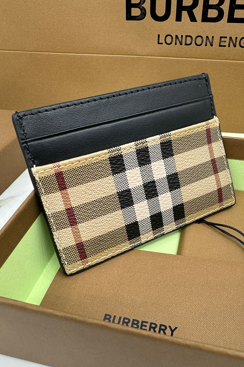 Burberry Кожаный кардхолдер Premium 10x7 см