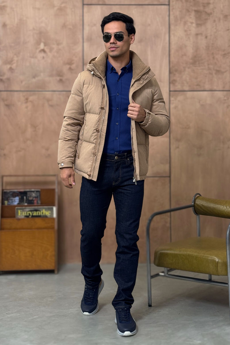 Designer Мужской пуховик бежевого цвета