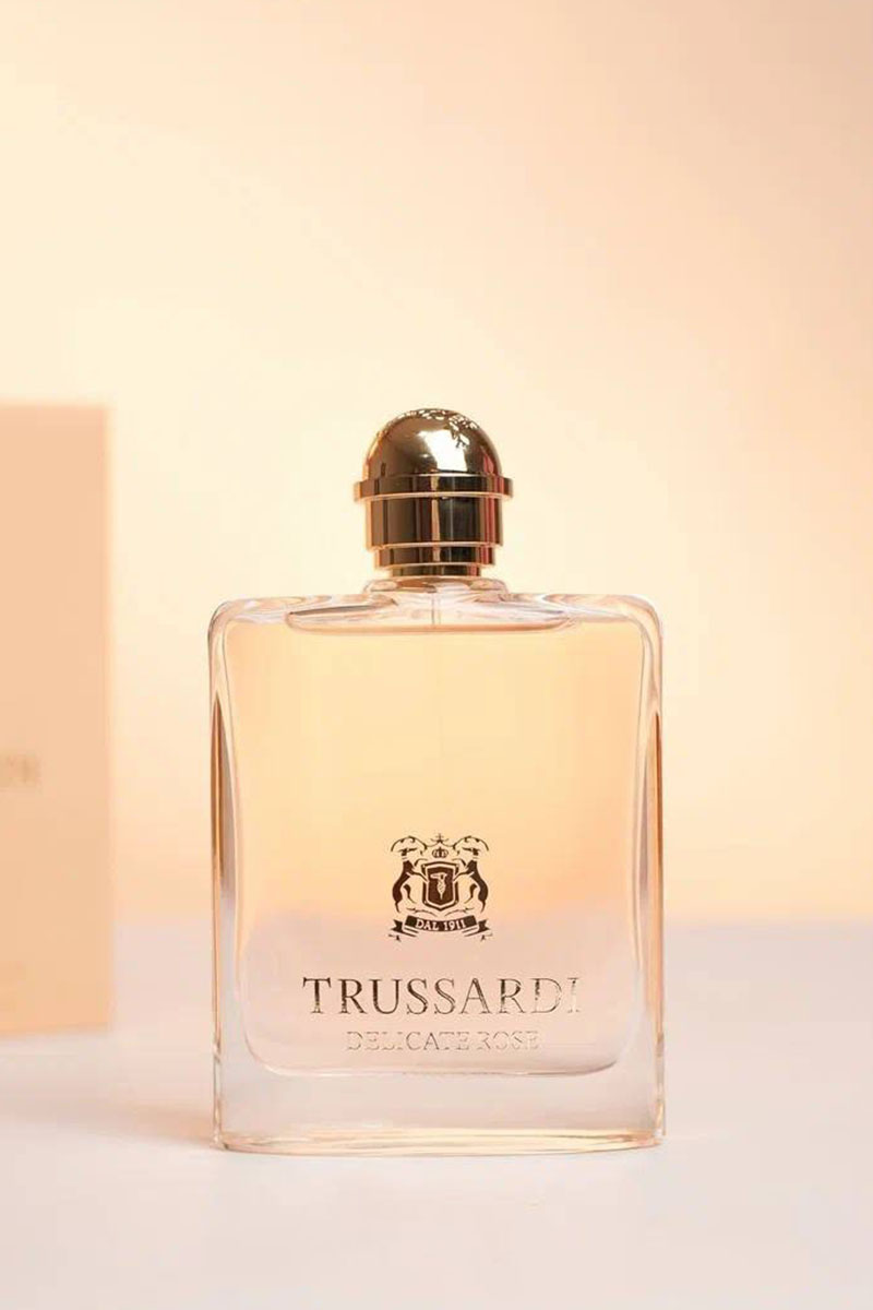 Trussardi Парфюмерная вода Delicate Rose (100 мл)